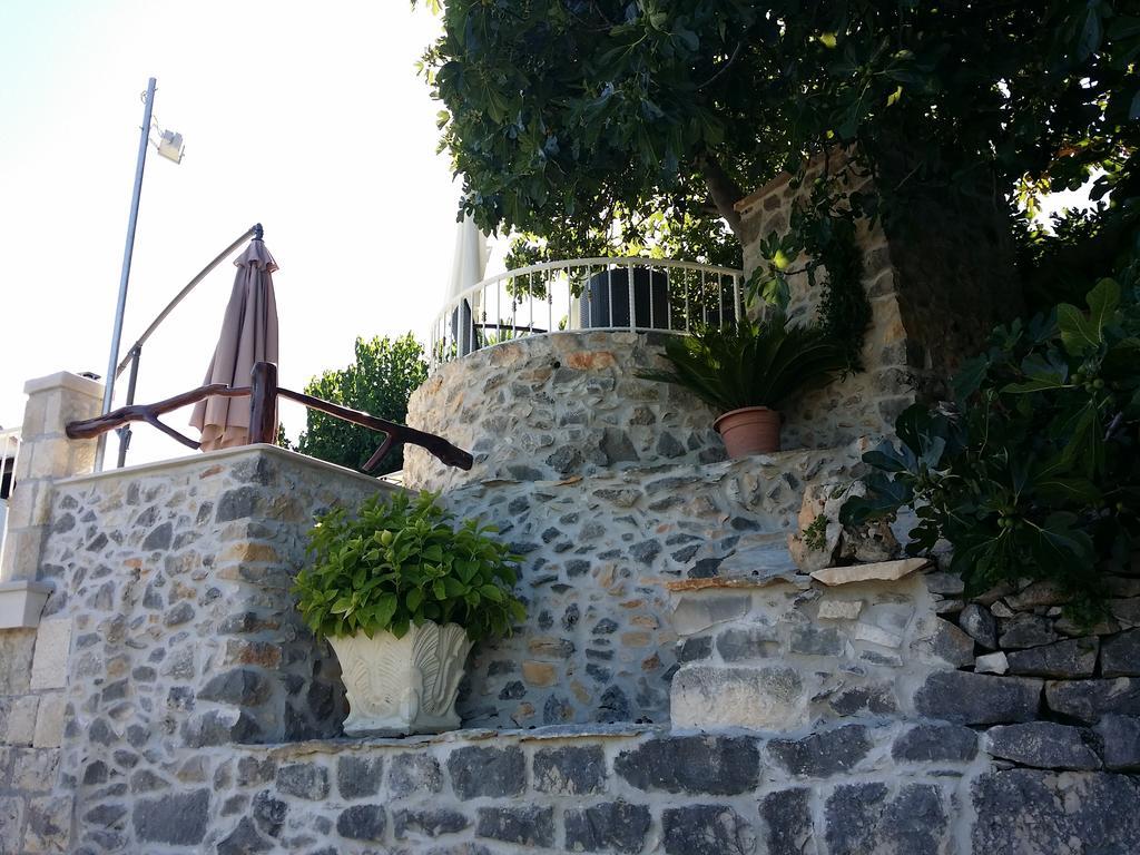 Holiday Home Gustirna Selca  Esterno foto